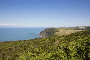 Kuzey devon İngiltere'nin engebeli sahil