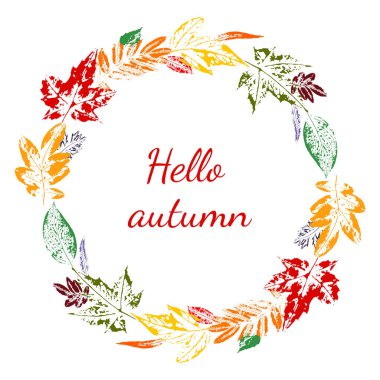 Yaprak izli tebrik kartı. Yeşil yapraklı parlak bir çelenk. Yaz yapraklı renkli bir el ilanı. Yaprak izli tebrik kartı.