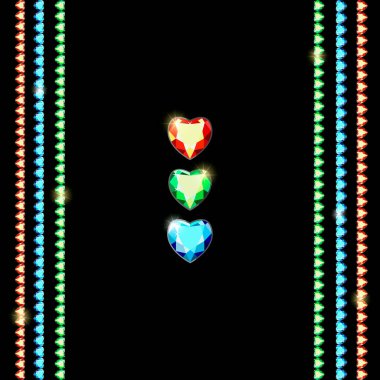 Farklı renkte mücevherler ve farklı kadırgalar. Kadınlar için şık altın ve gümüş aksesuarlar. Renkli mücevherli kartpostal. Farklı kesimlerin renkli mücevherleri.