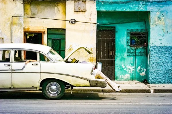 Julio 2019 Habana Cuba Antiguo Coche Retro Habana Con Edificios — Foto de Stock
