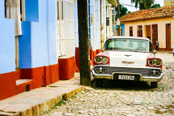 Julio 2019 Trinidad Cuba Antiguo Coche Retro Trinidad Con Edificios — Foto de Stock