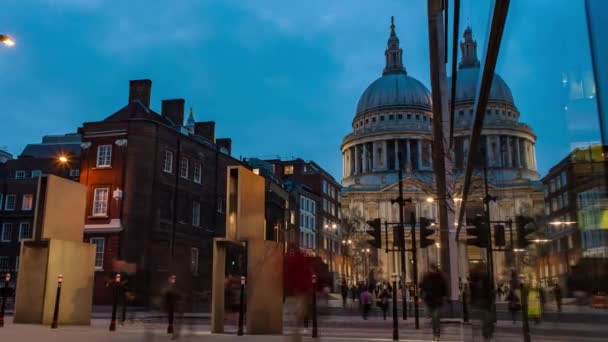 Londres, Reino Unido - 2016.03.23: Catedral de São Paulo Londres, noite Time-Lapse — Vídeo de Stock