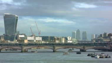 London City, Blackfriars köprü görünümü