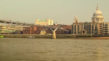 Gökten St Pauls