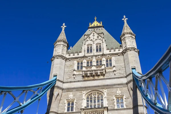 Tower Bridge, blue sky — Stock Photo, Image