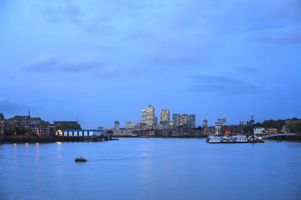 Canary Wharf na noite, Londres — Fotografia de Stock