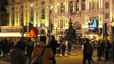 Londra, İngiltere - Ocak, 17: Lumiere ışık Festivali Londra, Piccadilly Circus 2016.