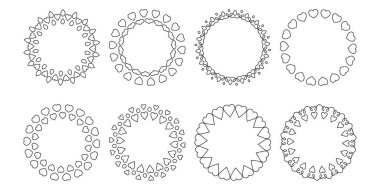 Yuvarlak dekoratif kenarlı kalpler koleksiyonu. Şablonlar tasarla. Düğün, tatil ve tebrik kartları için unsurlar. Vektör illüstrasyonu beyaz arkaplanda izole edildi.