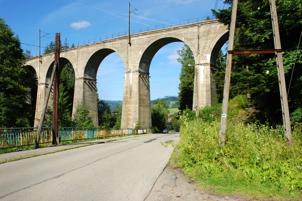 Viaduto ferroviário — Fotografia de Stock