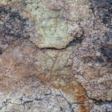 Doğal granit taş doku arka plan. Kaba ve paslı. Yakın çekim