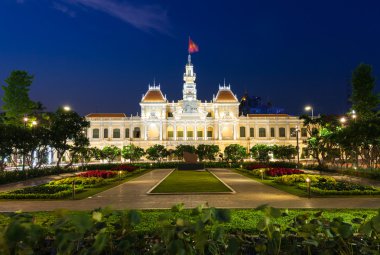 Şehir bina geceleri, Ho Chi Minh City Hall