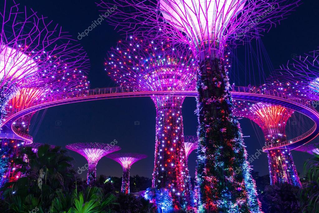 Garden By The Bay Night super tree grove at night, gardensthe bay, singapore – stock Garden By The Bay Night super tree grove at night, gardensthe bay, singapore – stock