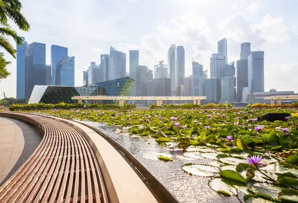 Tagsüber Blick auf die singapore cbd Wolkenkratzer — Stockfoto
