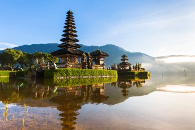Pura Ulun Danu Bratan sunrise, Bali, Endonezya