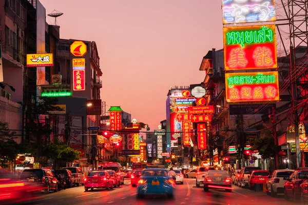 Neon ışıkları Çin mahallesini, Bangkok, Tayland