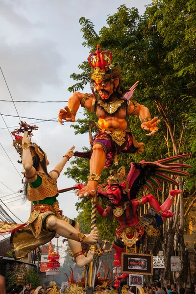 Ogoh-ogoh statues at the parade, Kuta, Bali — Stock Photo, Image