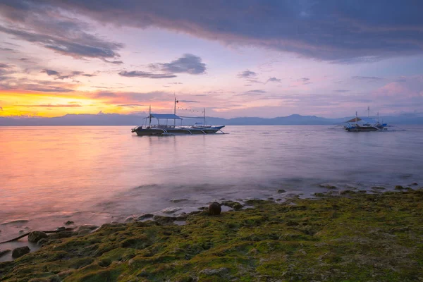 Magnifik Solnedgång Vid Moalboal Stranden Cebu Filippinerna — Stockfoto