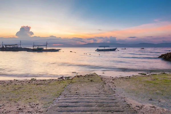 Sonnenuntergang Berühmten Tauch Und Schnorchelstrand Von Moalboal Cebu Mit Der — Stockfoto