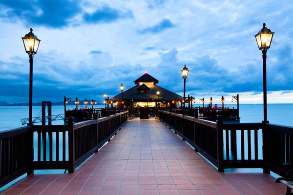 Günbatımı sahil, Langkawi üzerinde