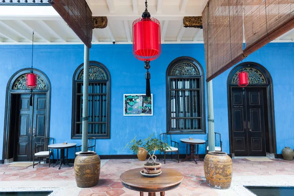 O interior de Fatt Tze Mansion ou Blue Mansion, Penang, Malásia — Fotografia de Stock