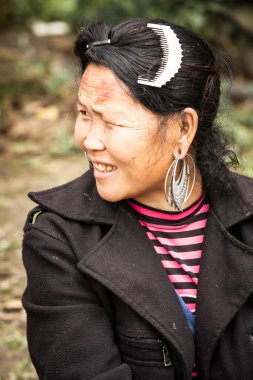 Kabile Hmong kadın kıdemli, Sapa, Vietnam portresi