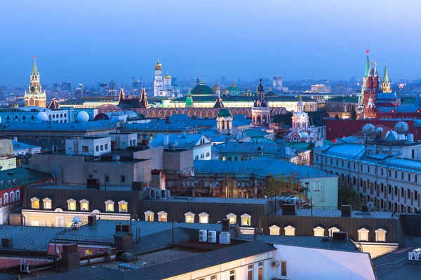 Vista do crepúsculo sobre o centro de Moscou, Rússia — Fotografia de Stock