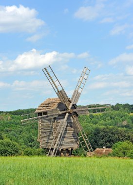 eski ahşap fırıldak