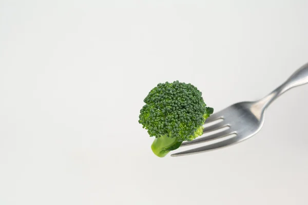 叉子上的花椰菜 — 图库照片
