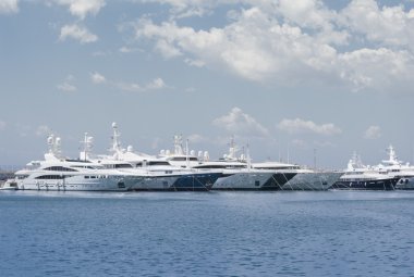 Lüks Yat Marina