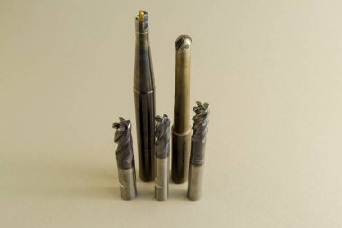 Metal işleme için kesiciler. yıpranmış kesme aracı