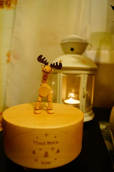 Ahşap heykelciği Mus