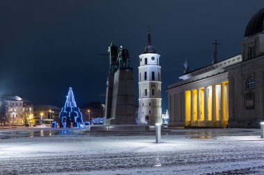 Noel zamanı Vilnius sokakları