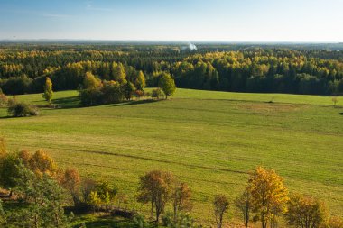 Güzel manzaranın havadan görünüşü