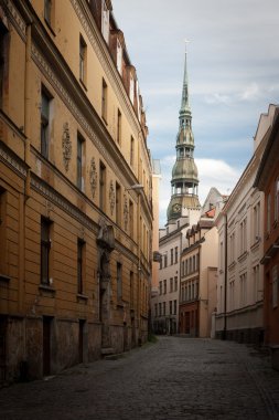 Tarihi binaları olan eski Avrupa kenti