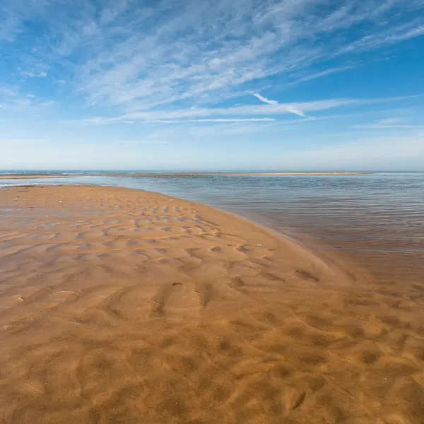 Spiaggia Sabbia Cielo Blu — Foto Stock