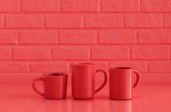 Drei Rote Kaffeebecher Nebeneinander Auf Monochromer Roter Küchenarbeitsplatte Mit Wand — Stockfoto