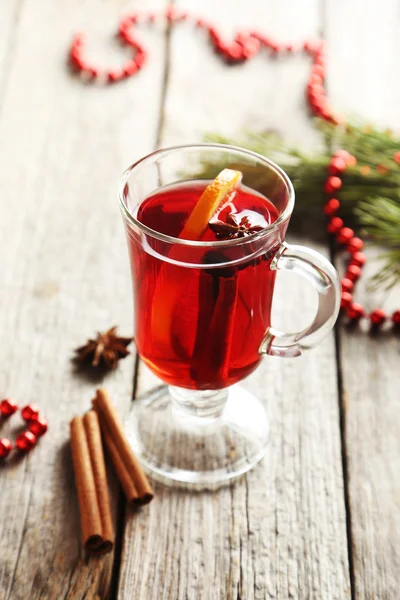 Mulled wine in glass — Stock Photo, Image