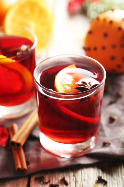 Bardaklarda mulled şarap — Stok fotoğraf