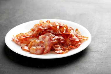 Domuz pastırması, gevrek şeritler