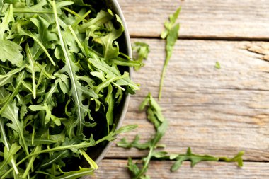 taze roka yaprakları