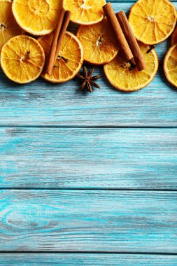 kurutulmuş portakal dilimleri