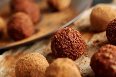 tatlı çikolata truffles