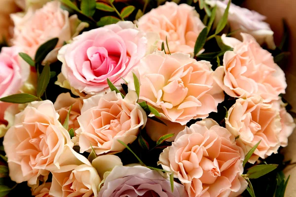 Bouquet de belles roses — Photo