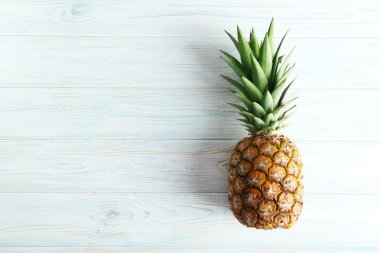 Olgun sağlıklı ananas