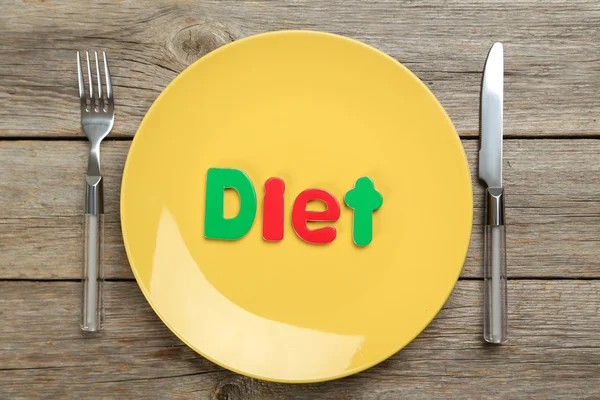 Yellow plate with word- Diet — Stock Photo, Image