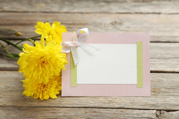 Yellow chrysanthemum flowers — Stock Photo, Image