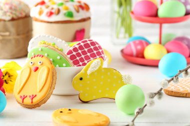 Çerezler ile Paskalya yumurtaları 