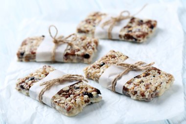 Lezzetli Granola Barlar 