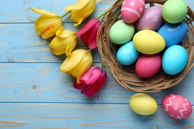 Laleli Paskalya yumurtaları