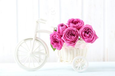 Güzel pembe güller